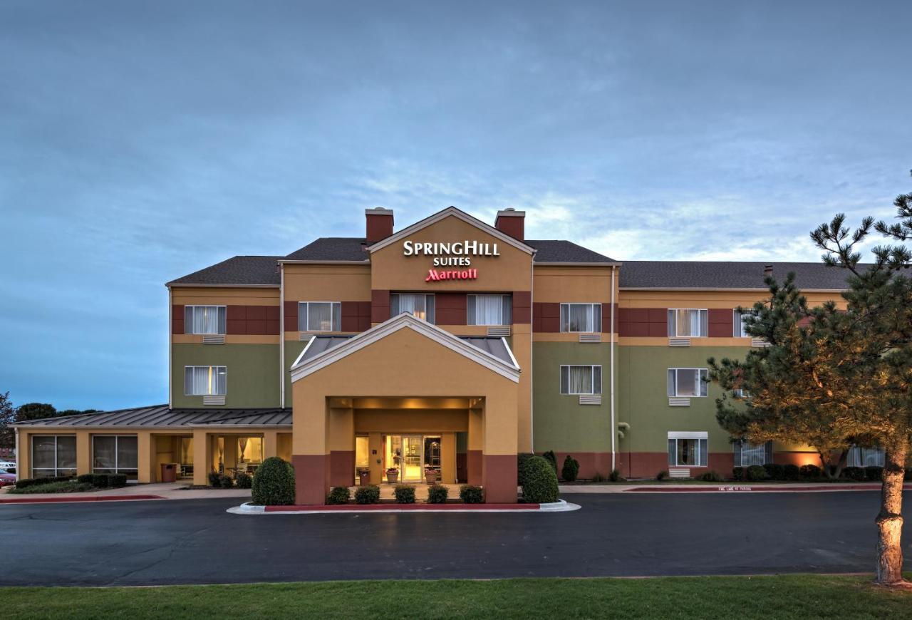 Springhill Suites By Marriott Лотон Экстерьер фото